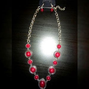 New Necklace & Earrings Set